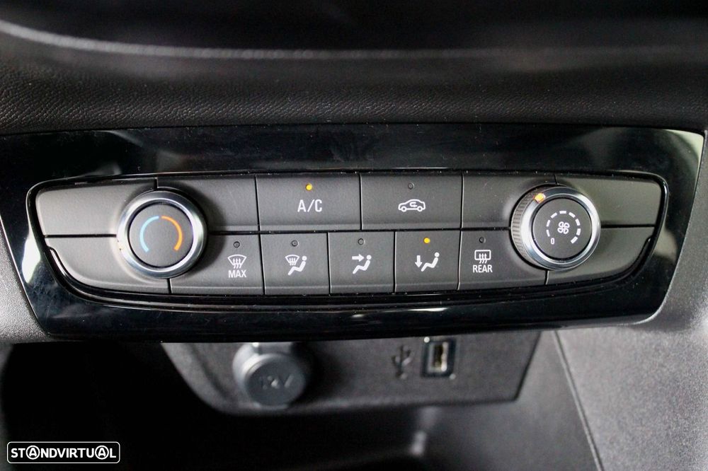 Opel Corsa 1.5 D Elegance - 27