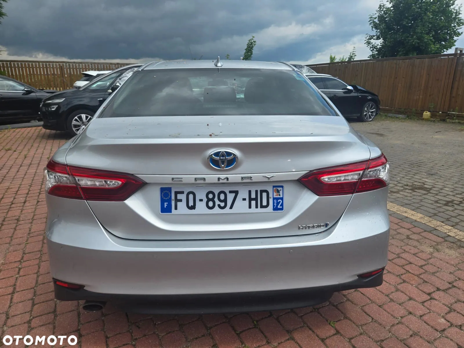 Toyota Camry 2.5 Hybrid Dynamic Force Executive e-CVT - 3