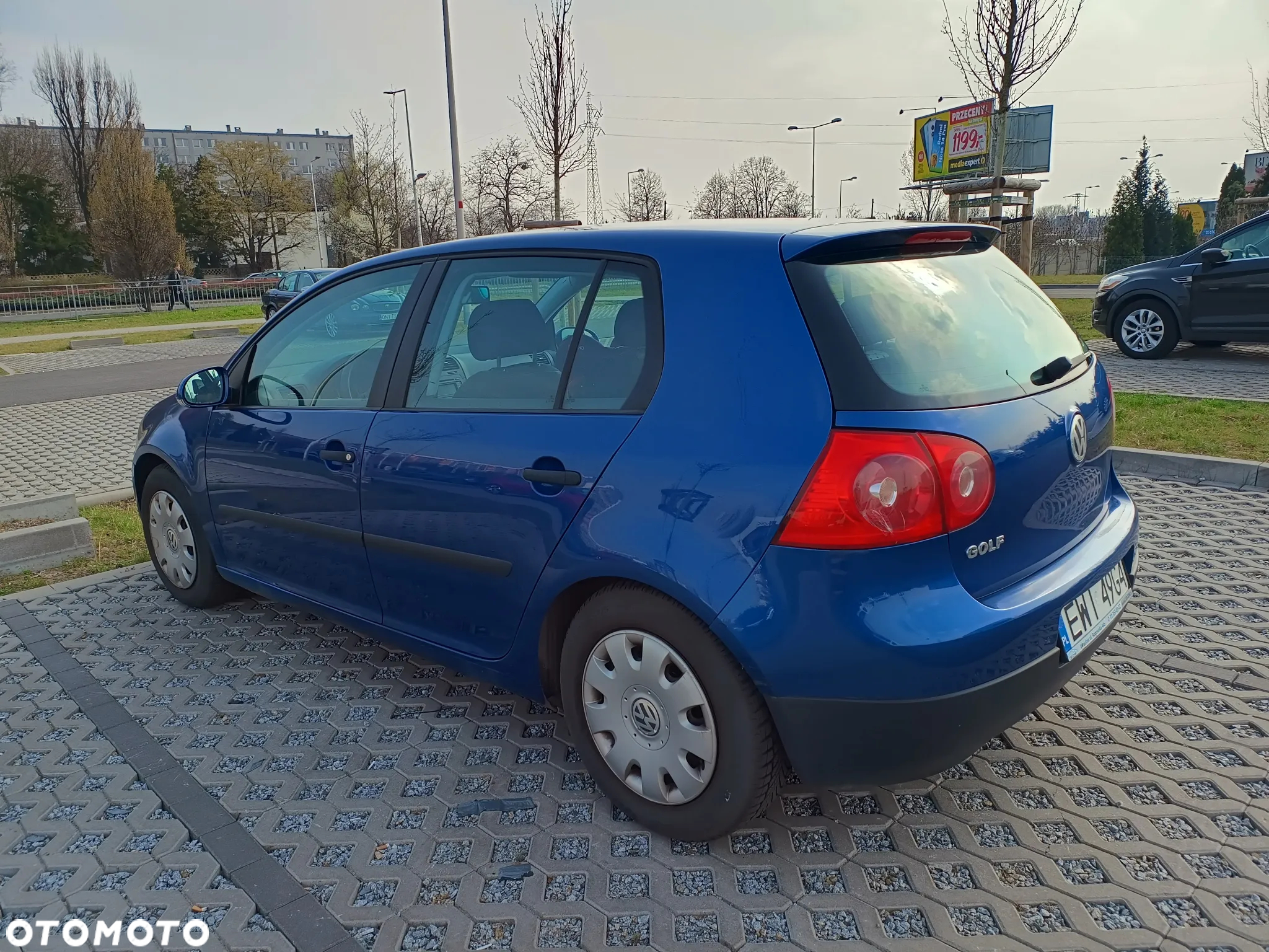 Volkswagen Golf - 5