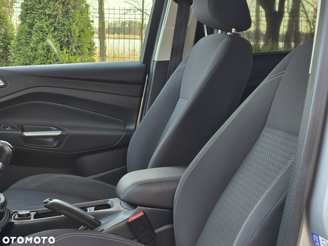 Ford Grand C-MAX - 8