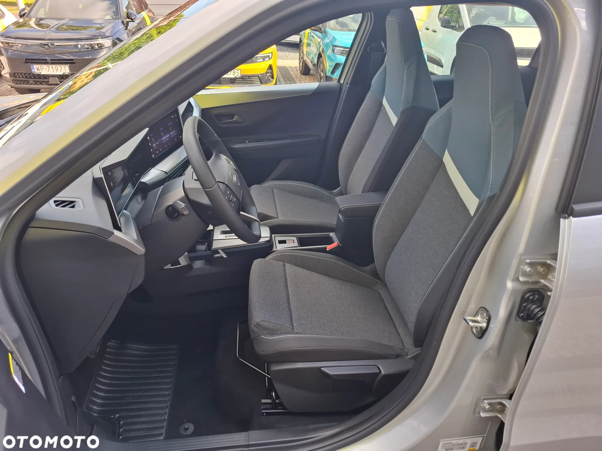 Opel Frontera 1.2 T mHEV Edition eDTC6 - 23