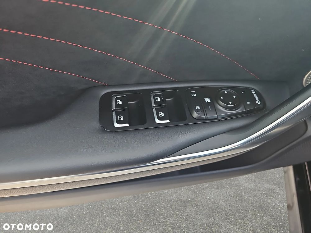Kia Stinger 3.3 T-GDI V6 GT Prestige Line AWD - 12