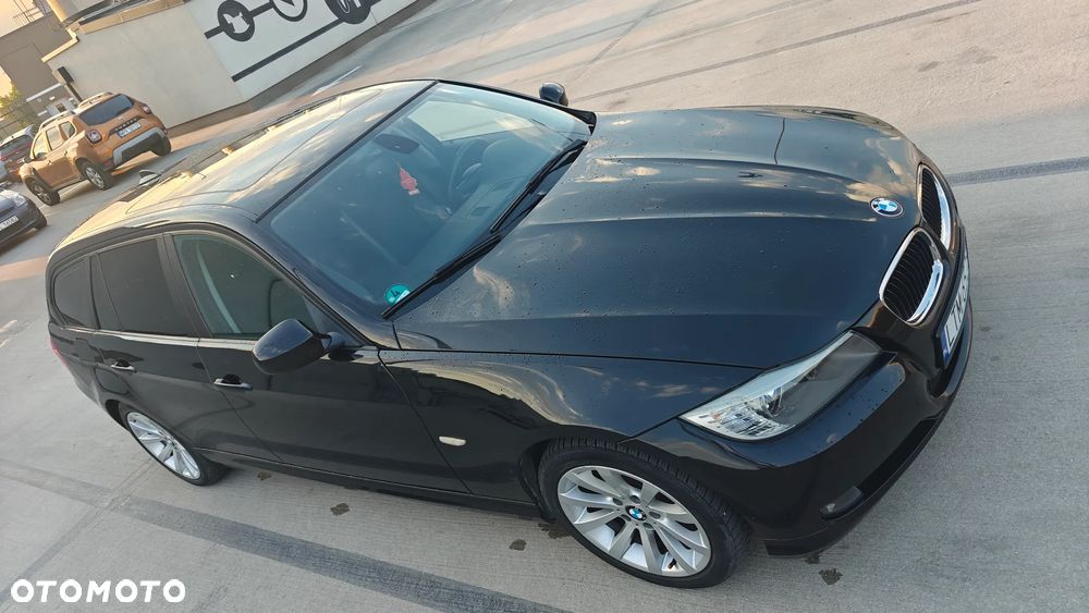 BMW Seria 3 318i Edition Sport - 14