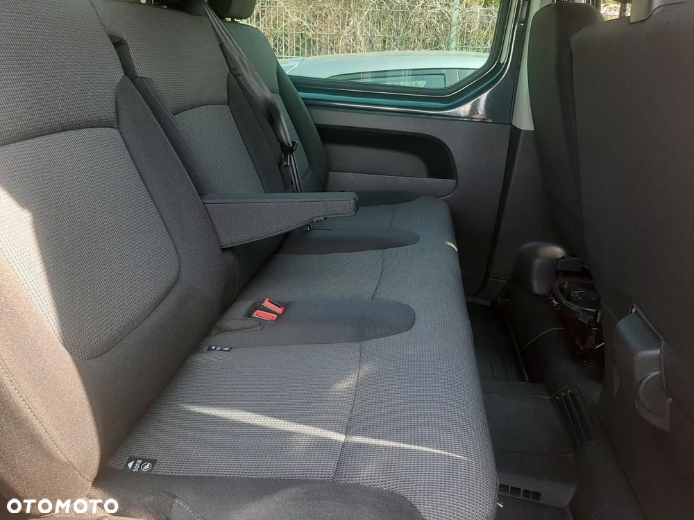 Renault Trafic 2.0 dCi - 32
