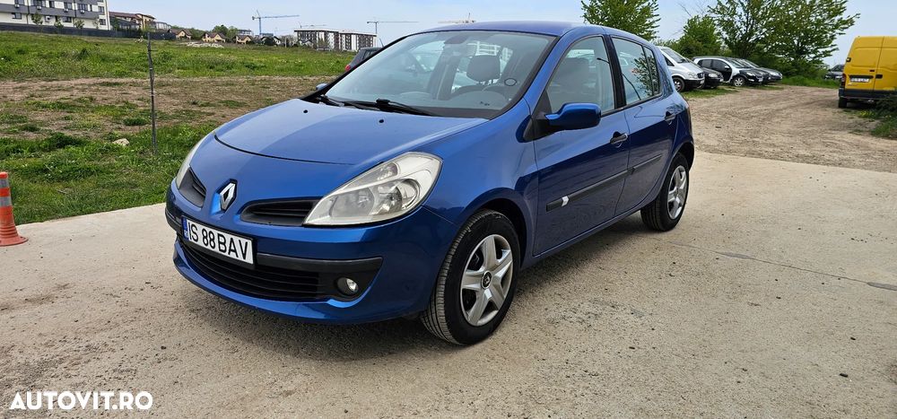 Renault Clio III 1.4 Privilege - 1
