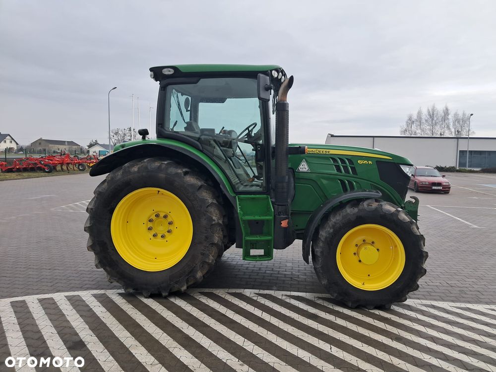 John Deere 6125R - 10