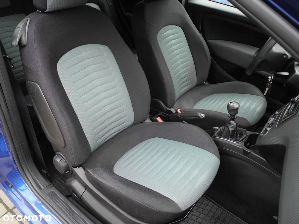 Fiat Grande Punto - 13