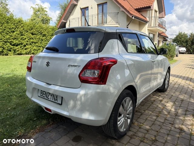 Suzuki Swift 1.2 Premium - 3