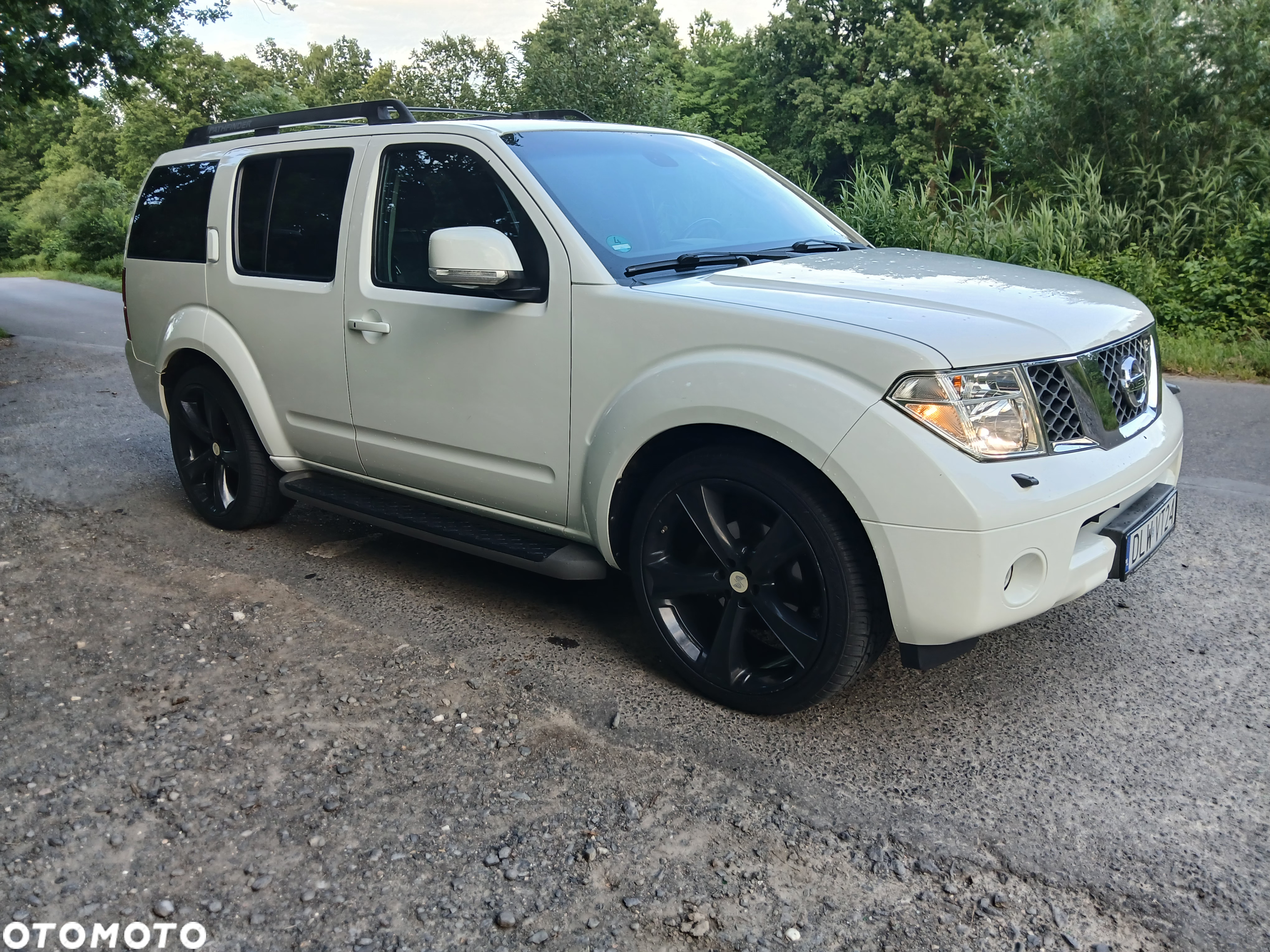 Nissan Pathfinder 2.5 dCi Platinum - 14