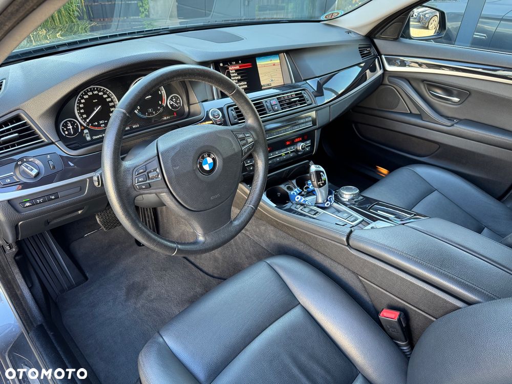 BMW Seria 5 520d Sport Line sport - 13