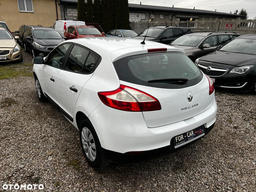 Renault Megane 1.6 16V 110 Dynamique - 3