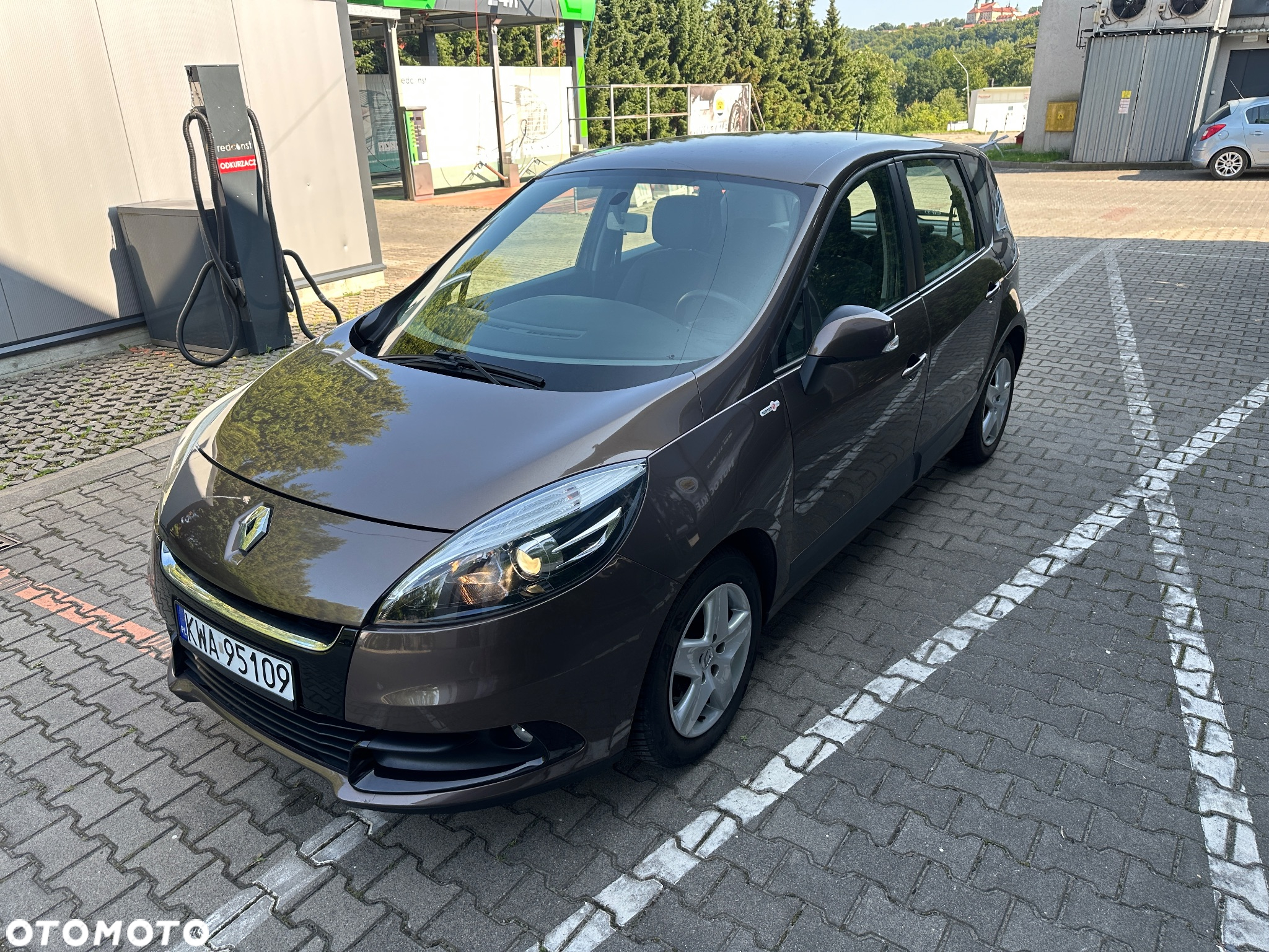 Renault Scenic 1.6 16V 110 TomTom Edition - 3