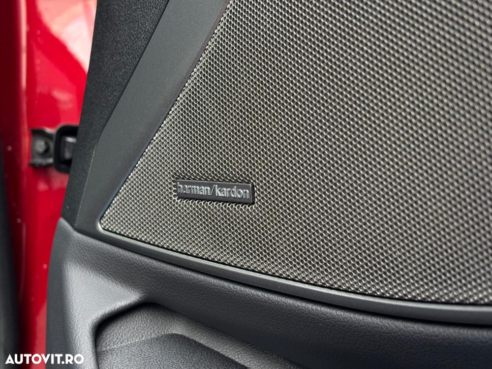 BMW Seria 3 330i xDrive Aut. - 17