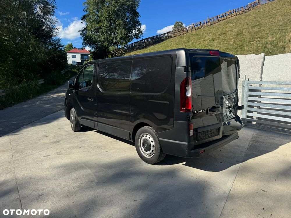 Renault Trafic - 2
