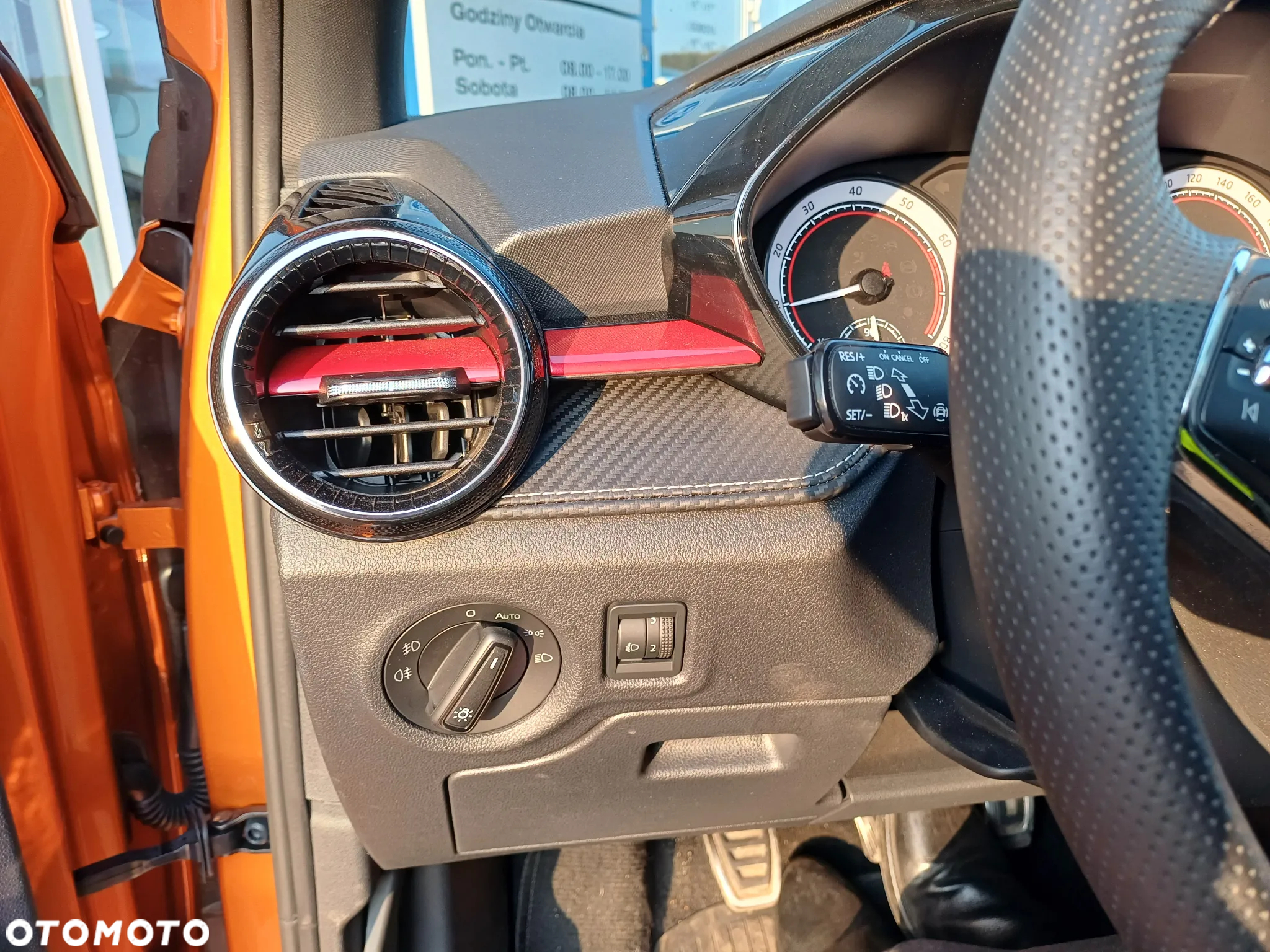 Skoda Fabia 1.0 TSI Monte Carlo - 23