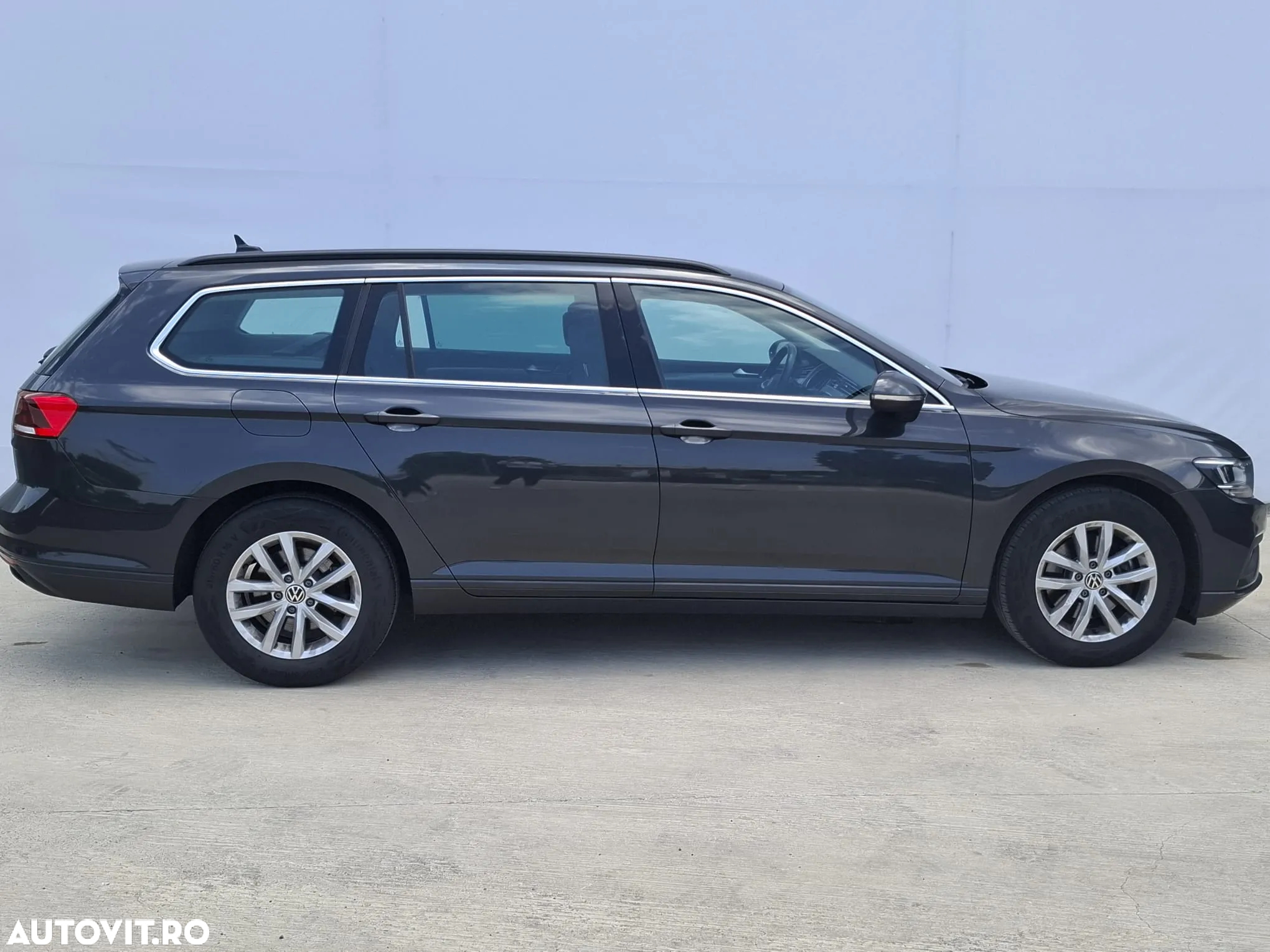 Volkswagen Passat 2.0 TDI SCR DSG Business - 4