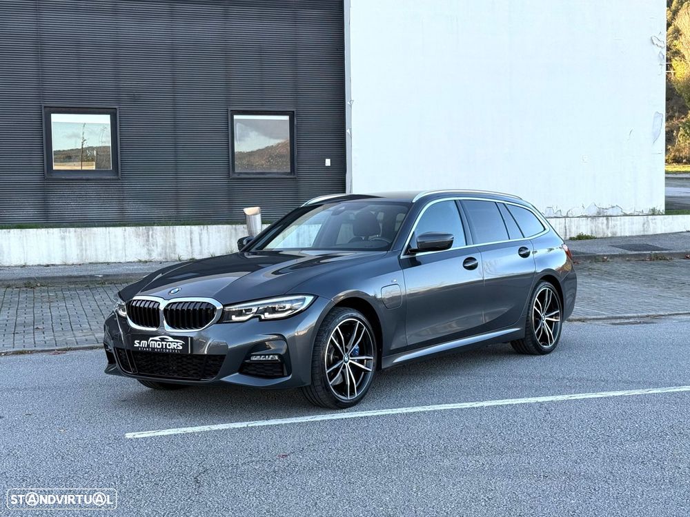 BMW 330 e Touring Pack M Auto - 3