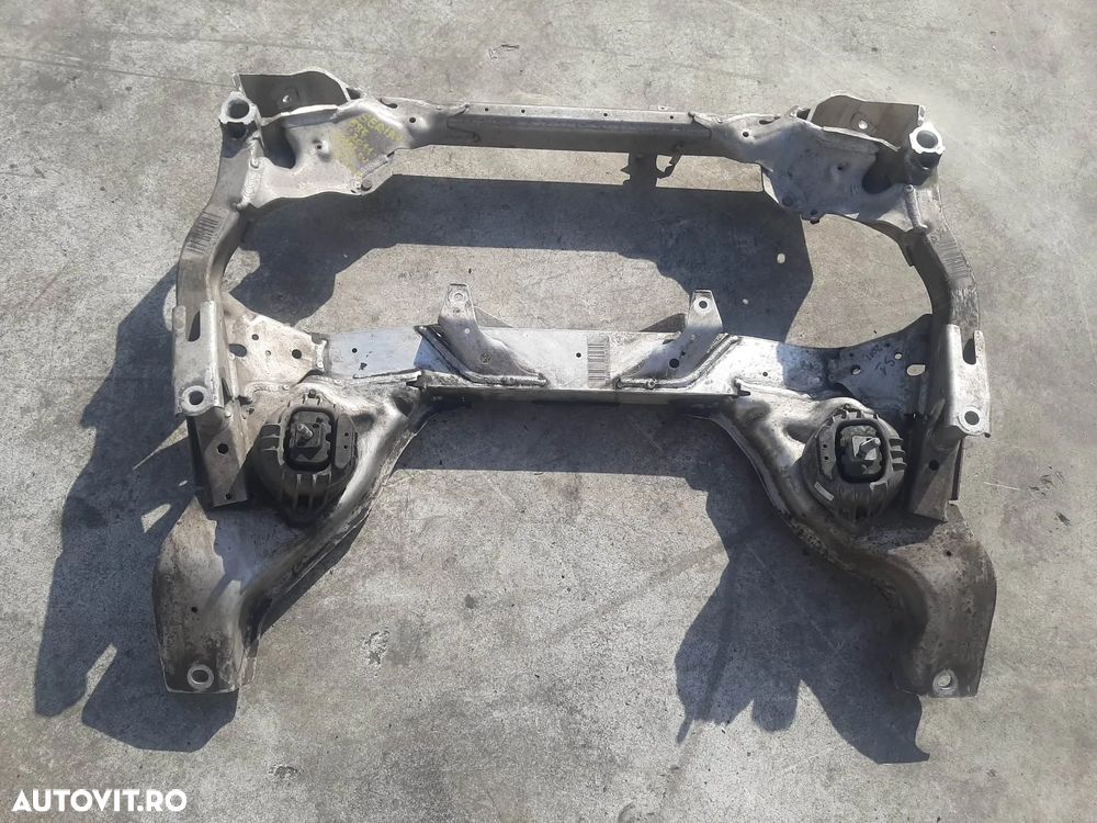 jug cadru motor  bmw seria 1 e81 e87 - 1