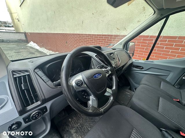 Ford TRANZIT - 8