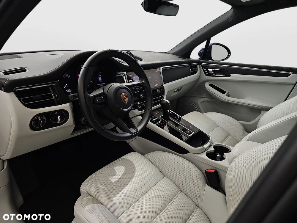 Porsche Macan Standard - 9