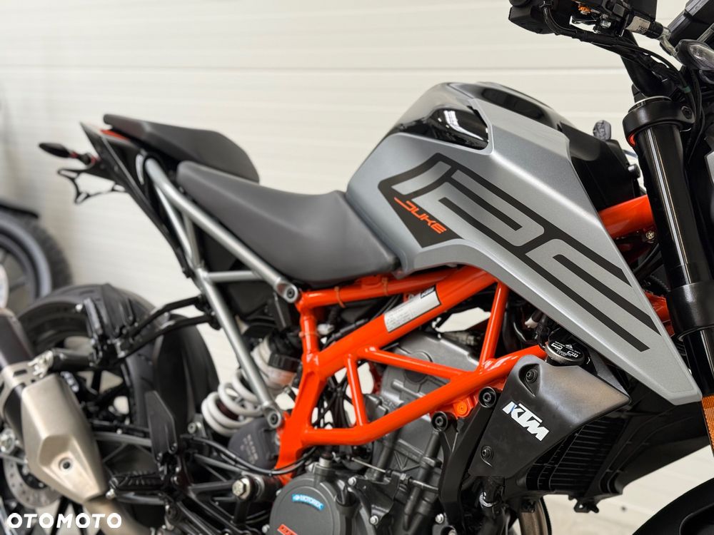 KTM Duke - 15