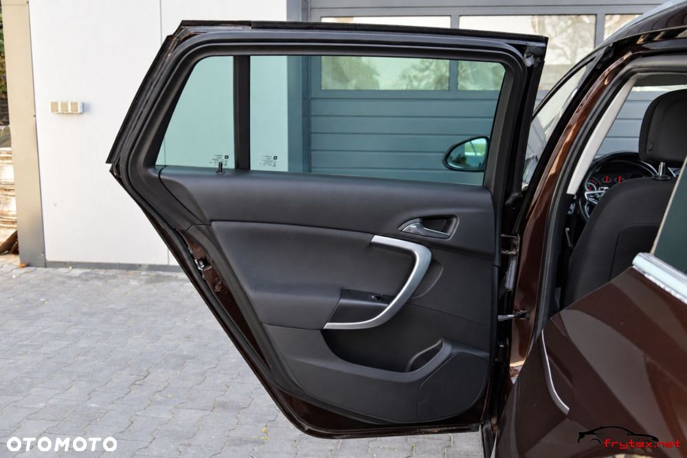 Opel Insignia - 19
