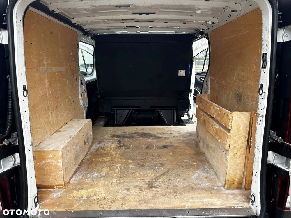 Renault Trafic - 30