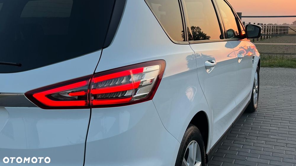Ford S-Max - 7