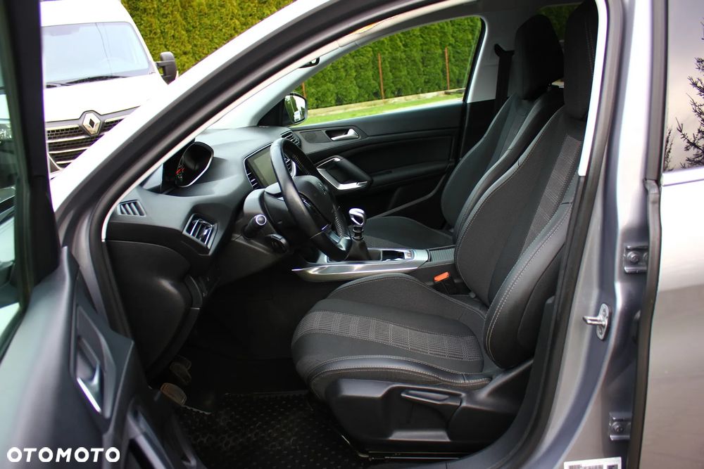 Peugeot 308 BlueHDi FAP 130 Stop & Start Allure - 8