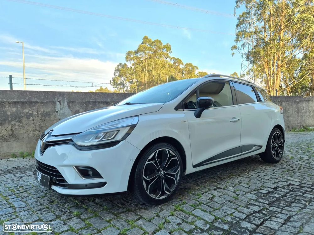 Renault Clio Sport Tourer - 1