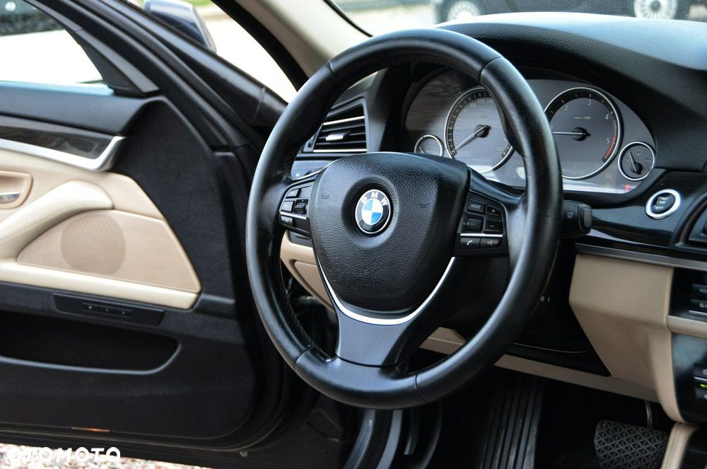 BMW Seria 5 520d - 37