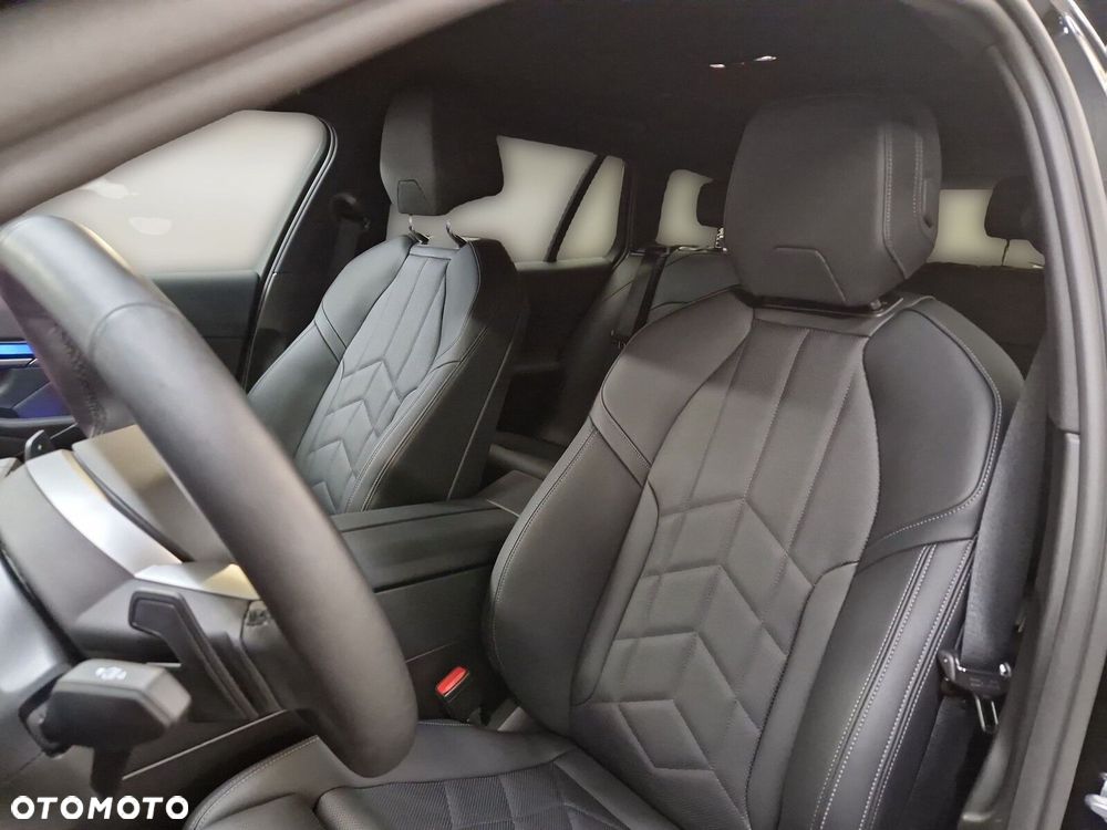 BMW Seria 5 520i mHEV M Sport - 23