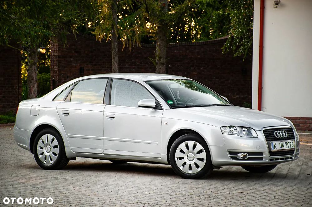 Audi A4 Limousine 1.6 - 12