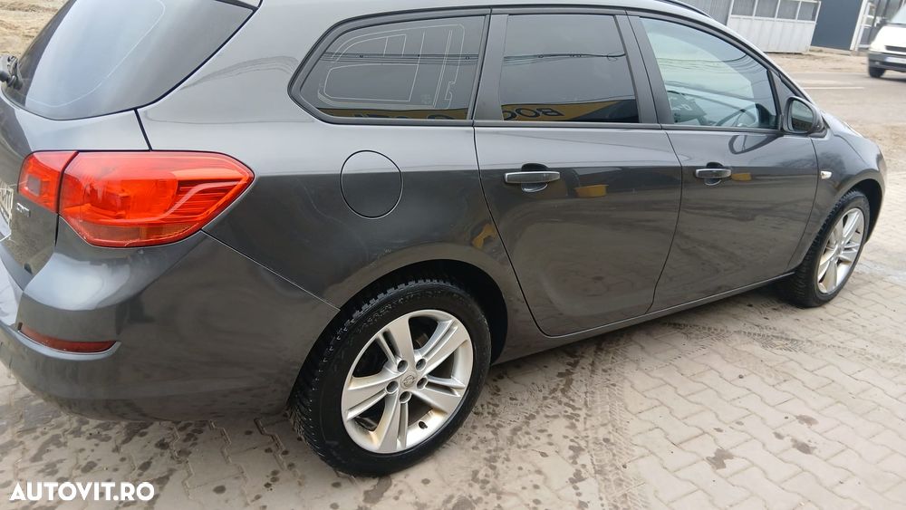 Opel Astra 1.9 CDTI DPF Edition - 11