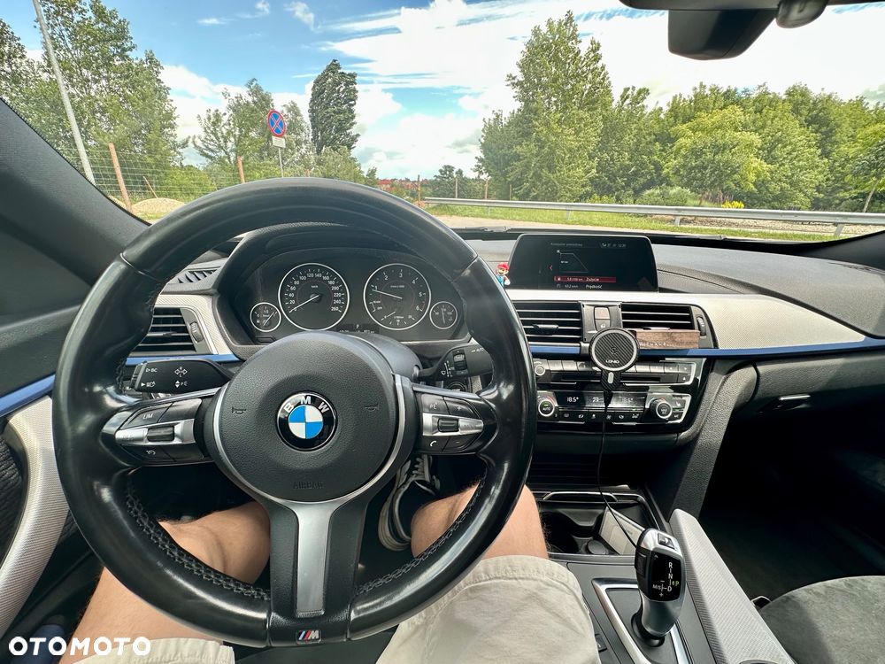 BMW Seria 3 318d M Sport - 13