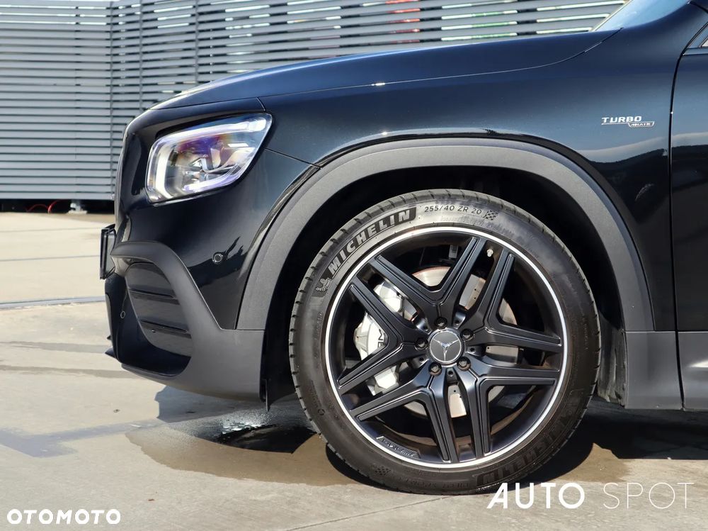 Mercedes-Benz GLB AMG 35 4-Matic - 3