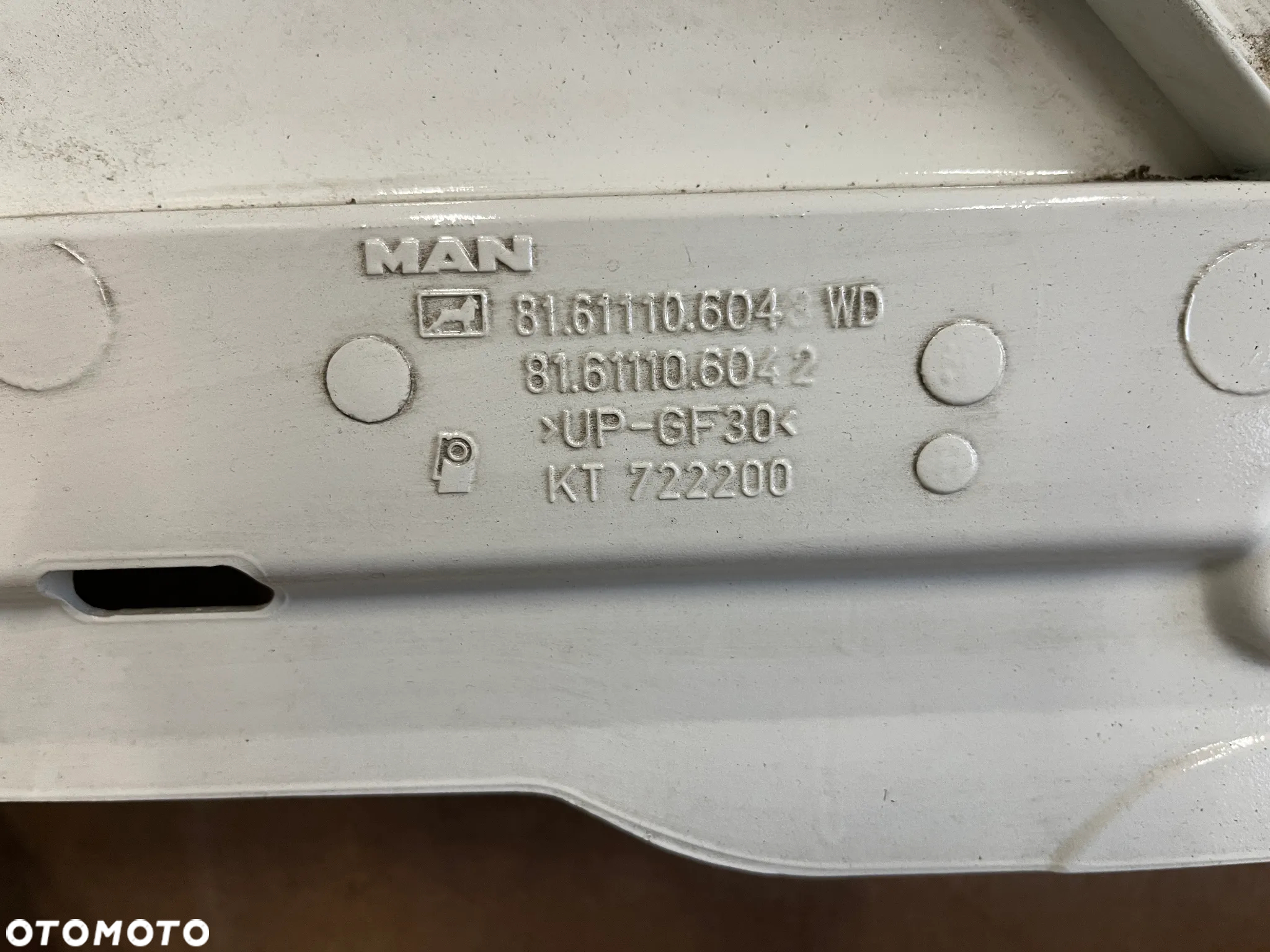Maska, atrapa MAN TGS Euro 5 81611106042 - 3