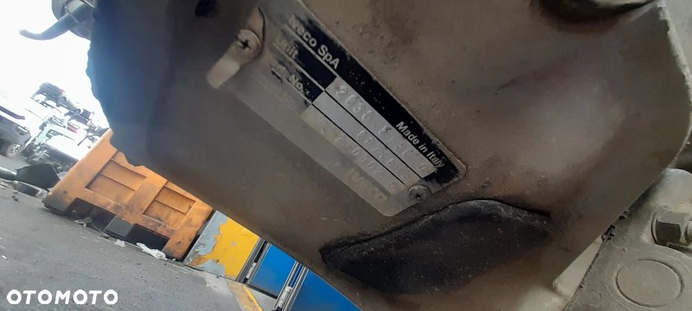 Skrzynia biegów Iveco Daily 2.3 2830.513G10 bez przystawki odbioru mocy !! - 2
