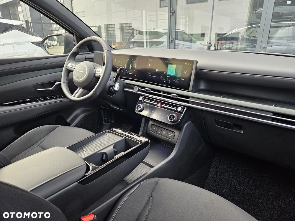 Hyundai Tucson 1.6 T-GDi HEV Executive 2WD - 13