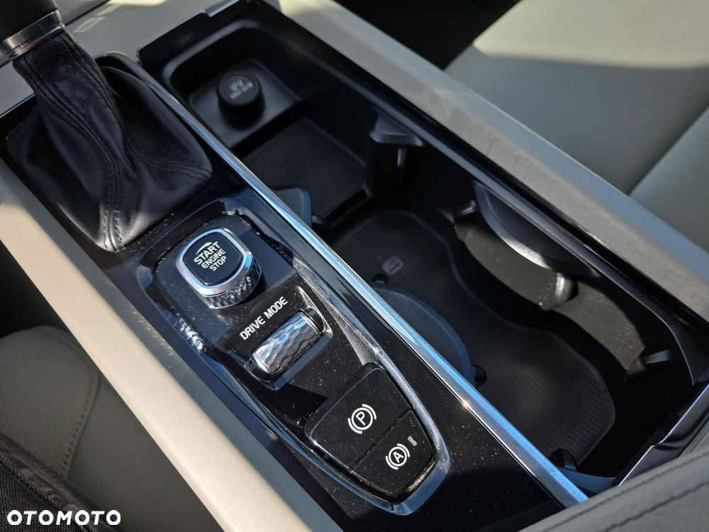 Volvo XC 60 D4 Momentum Pro - 19