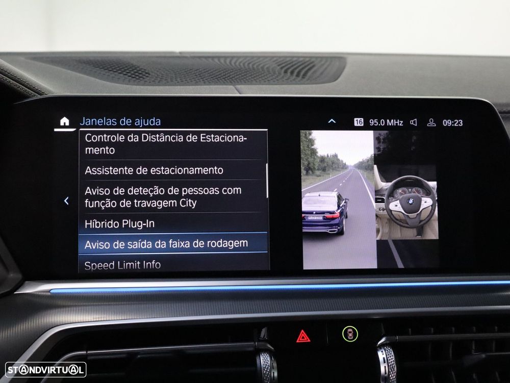 BMW X5 xDrive45e - 18