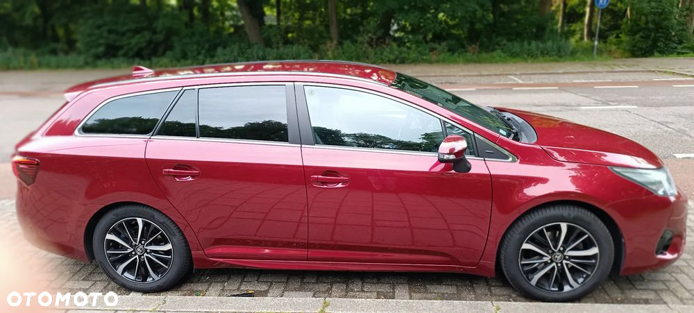 Toyota Avensis 2.0 Prestige MS - 3