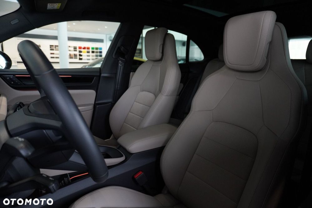 Porsche Macan - 21