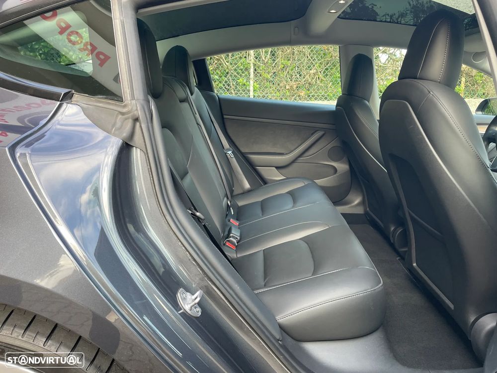 Tesla Model 3 Standard Range Plus RWD - 27