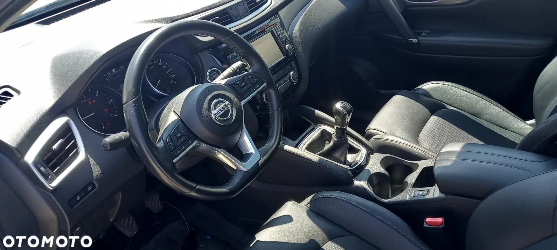 Nissan Qashqai 1.5 dCi Tekna - 19