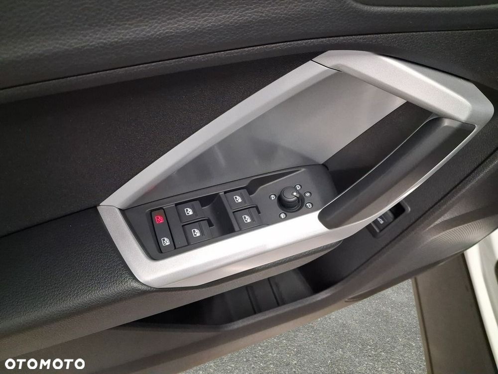 Audi Q3 - 23