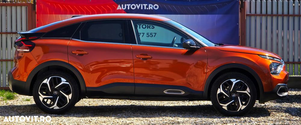 Citroën C4 PureTech 130 Stop&Start EAT8 SHINE - 12