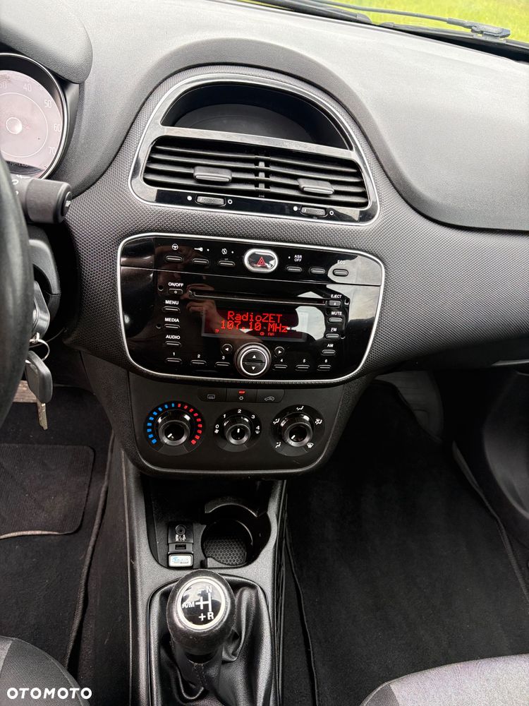 Fiat Grande Punto 1.4 8V Dualogic Active - 19