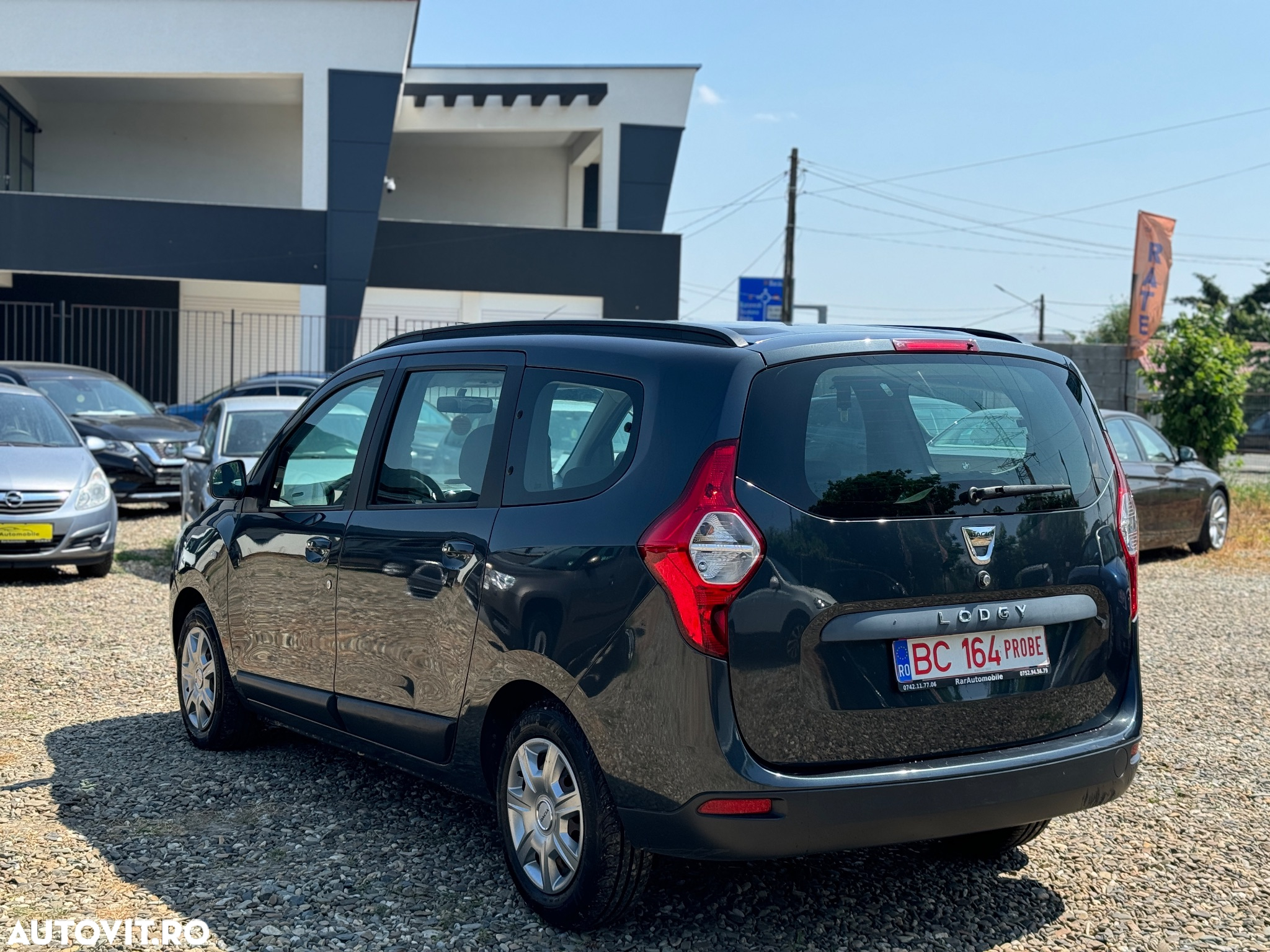 Dacia Lodgy 1.5 dCi 90 CP Ambiance - 4