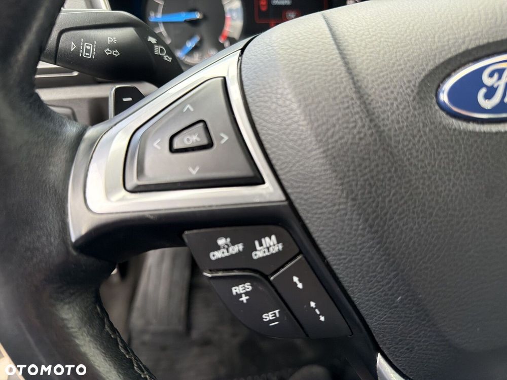 Ford Mondeo - 24